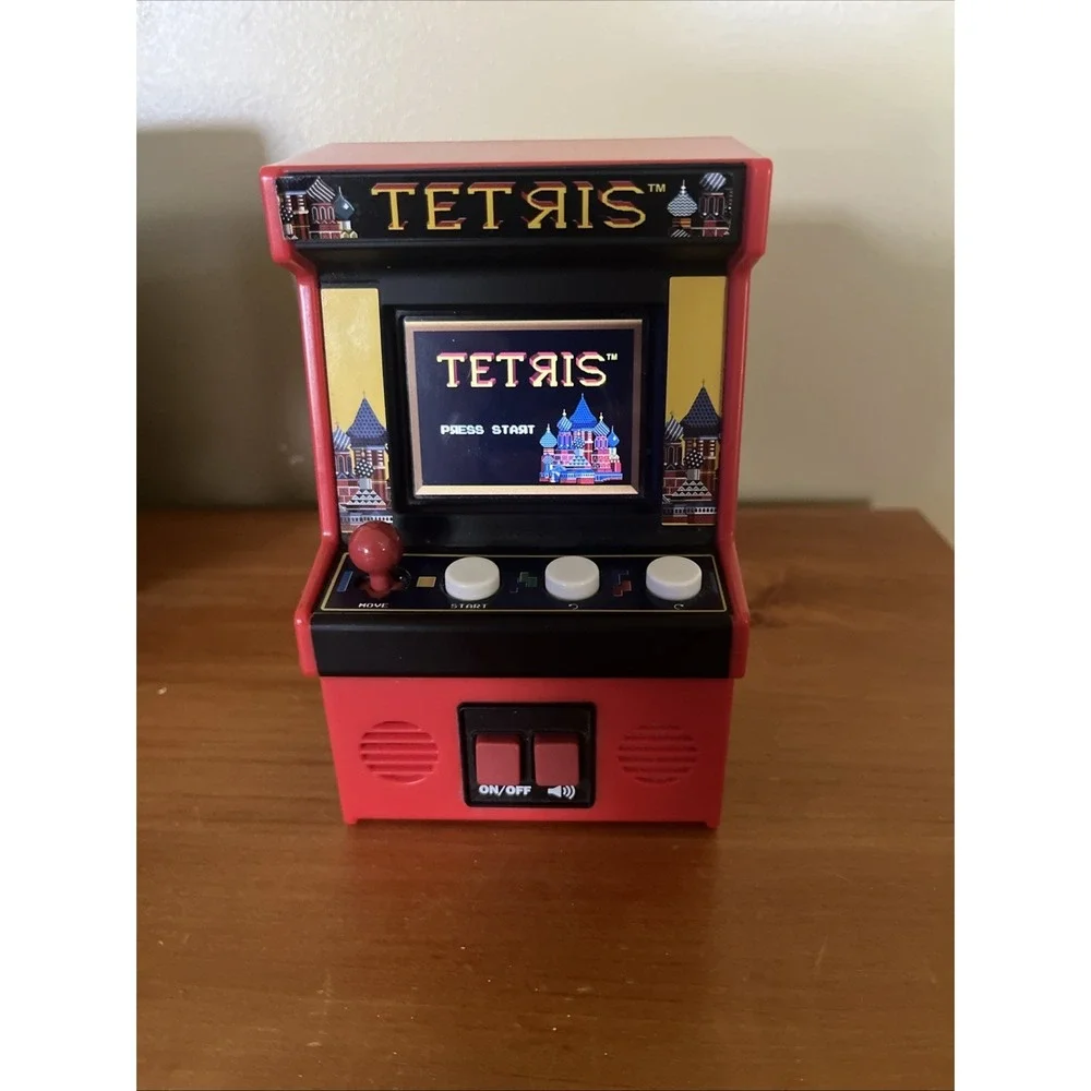 Tetris Mini Arcade Game Classics Electronic Handheld Retro Basic Fun TESTED